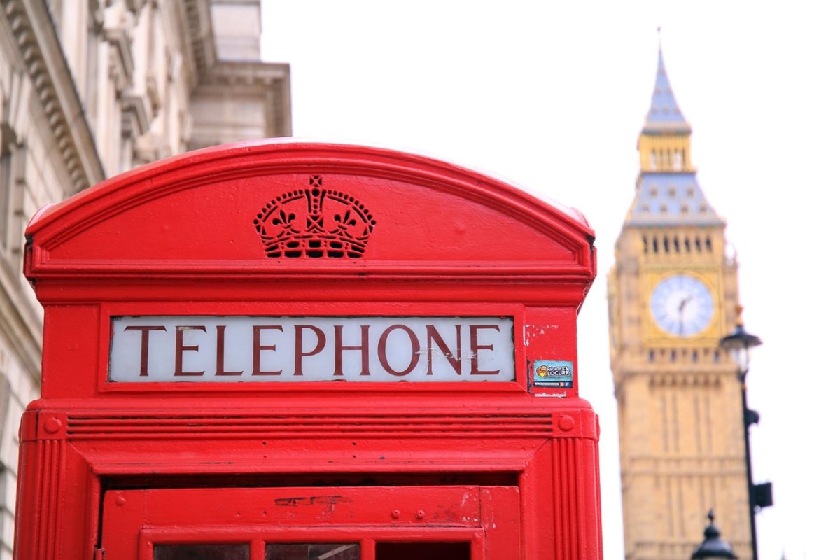 Red phone booth and big ben in UK family law news